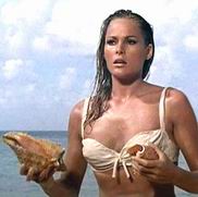 Ursula andress