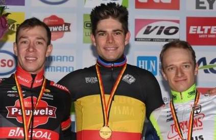 Laurence Sweeck - Van Aert - Quinten Hermans 